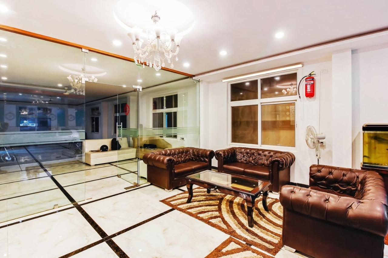 Oyo 29131 Hotel Mn Grand Shamshabad Ngoại thất bức ảnh