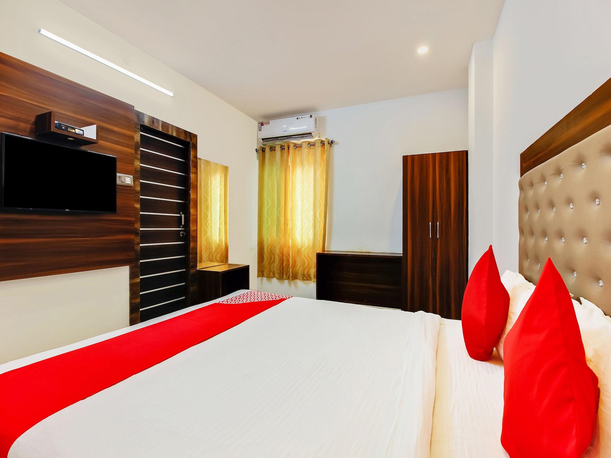 Oyo 29131 Hotel Mn Grand Shamshabad Ngoại thất bức ảnh