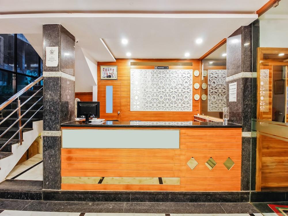 Oyo 29131 Hotel Mn Grand Shamshabad Ngoại thất bức ảnh
